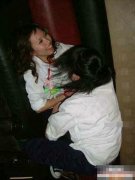 90后美女KTV露点疯狂自拍